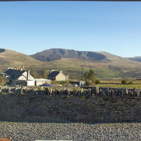Canolfan Y Fron Nantlle エクステリア 写真