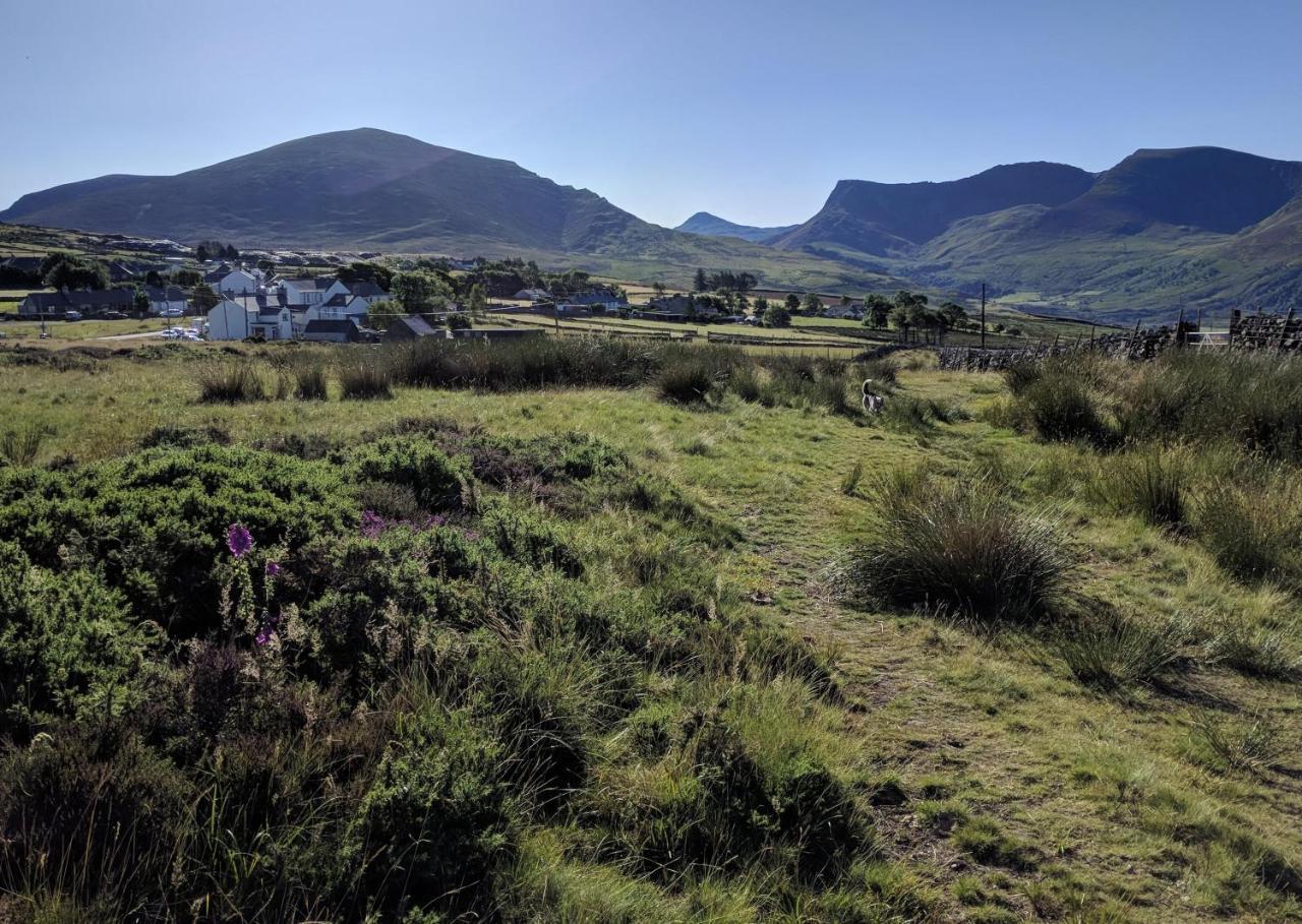 Canolfan Y Fron Nantlle エクステリア 写真