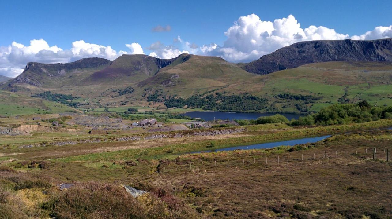 Canolfan Y Fron Nantlle エクステリア 写真