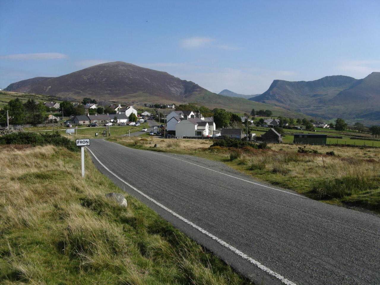 Canolfan Y Fron Nantlle エクステリア 写真